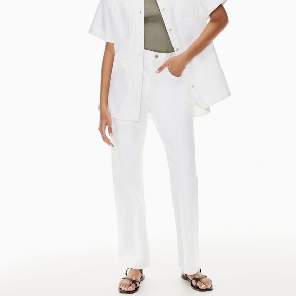 Aritzia Denim Forum White Joni High Rise Loose 29L Straight Leg Jeans - Sz 26 - Picture 1 of 16